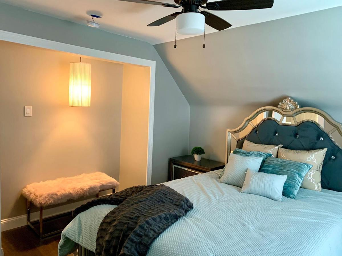 The Oakwood Cottage- With Private Yard & Parking, Minutes From Falls & Casino By Niagara Hospitality Niagara Falls Kültér fotó